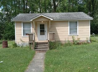 513 N Live Oak St, McComb, MS 39648