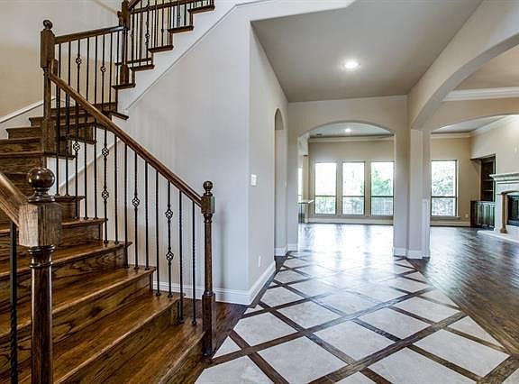4th image of 6404 Avalon Woods Dr