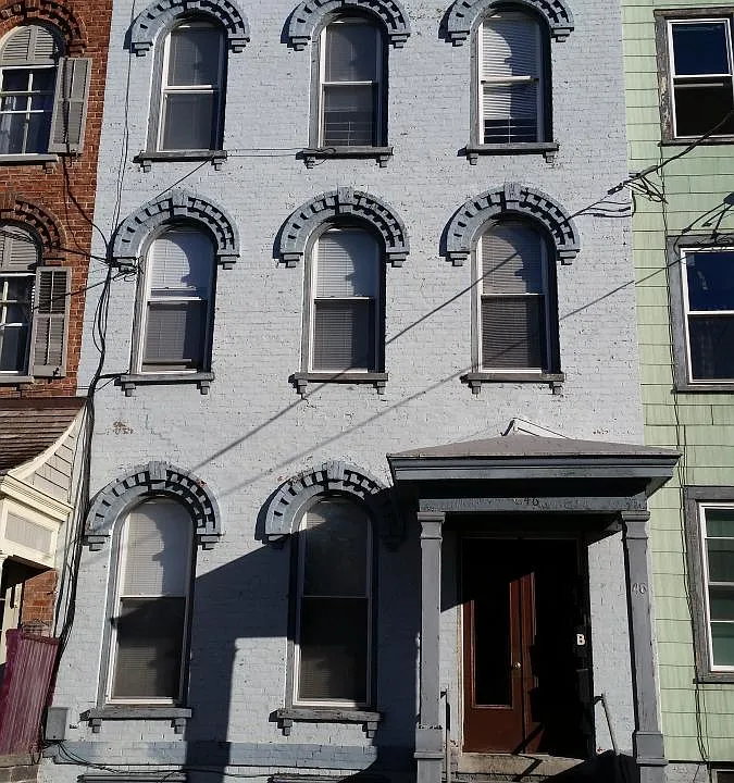 46 N 6th St #3
