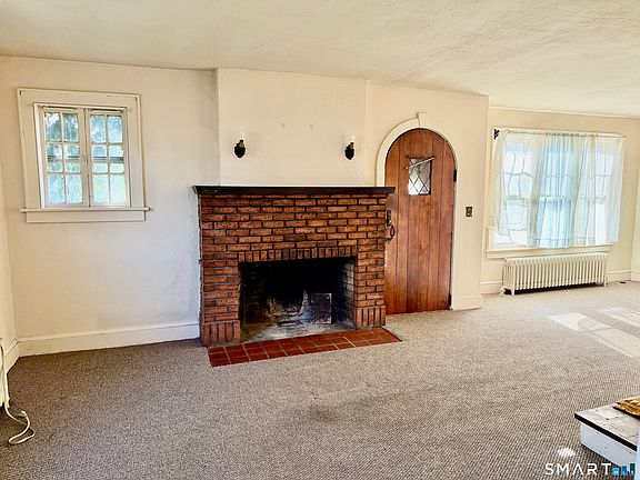 3rd image of 91 Garfield Avenue