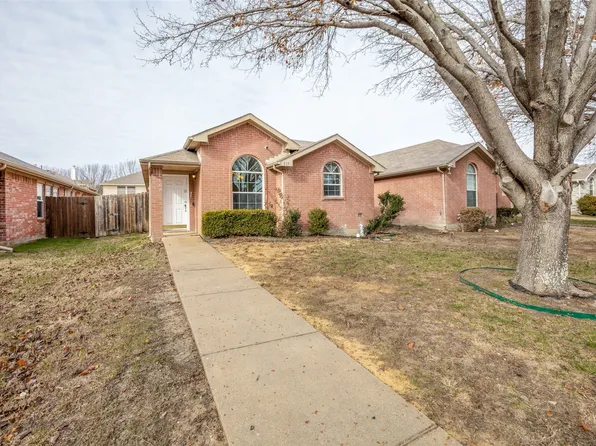 517 Monarch Dr, Lancaster, TX 75146