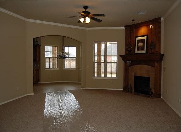 2nd image of 1404 Camber Dr