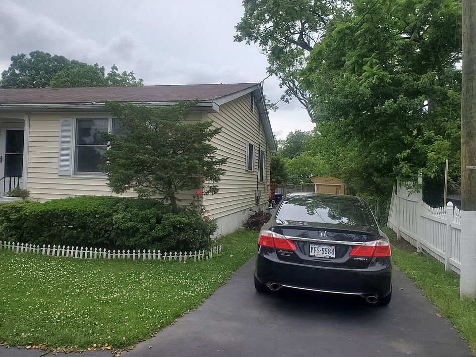 1st image of 734 Park Ave