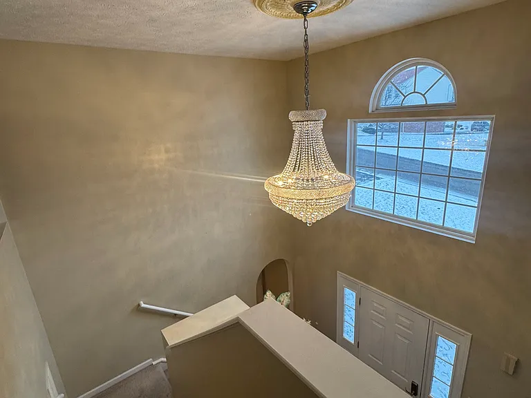 1078 Shawnee Ridge Dr — Photo 7