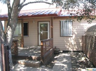 318 N Sea Spray Dr, Port Mansfield, TX 78598