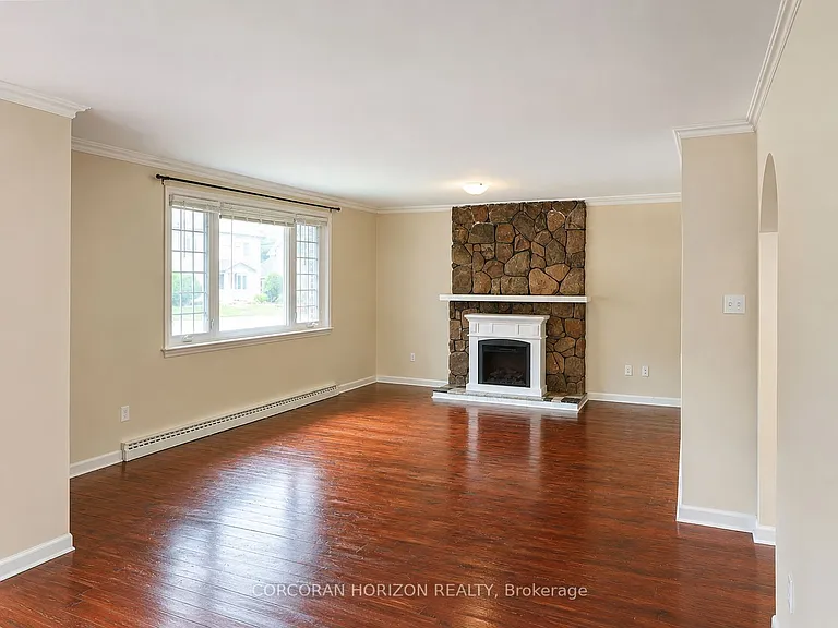 20407B Leslie St #MAIN — Photo 7