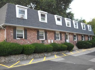368 Colonial Ave APT 5C, Waterbury, CT 06704