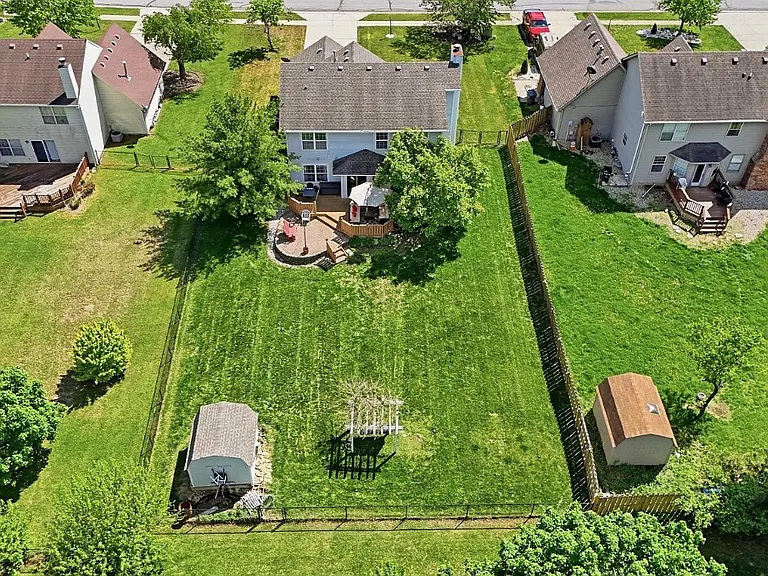10032 Ironway Dr — Photo 20