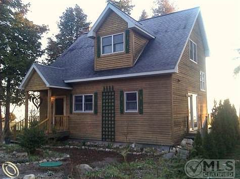 1136 Wenniway front.jpg