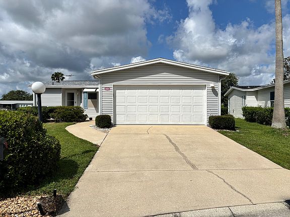 2nd image of 4065 Las Brisas Pl