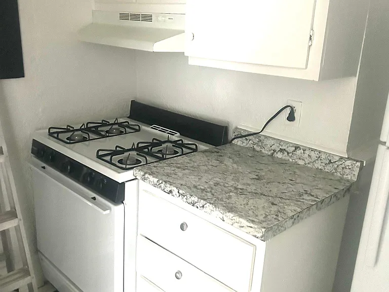 Westboro Apartments — Photo 23