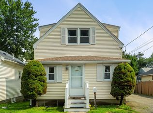 131 Hardy Pond Rd, Waltham, MA 02451