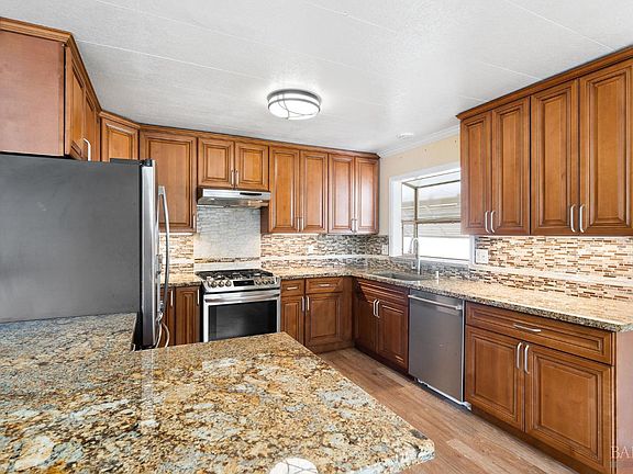 5th image of 124 Cabana Drive