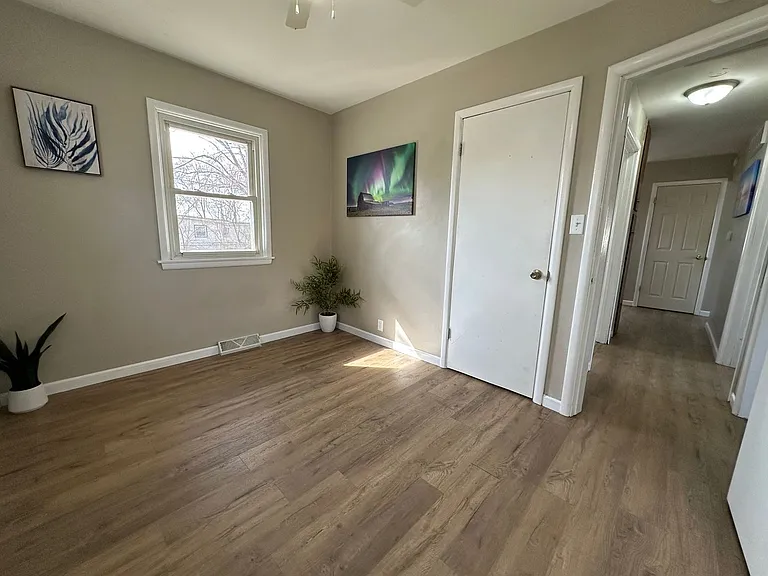 4039 Niles St — Photo 20