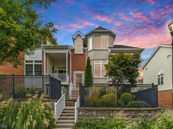 500 Maple Ct #500, Garwood Boro, NJ 07027