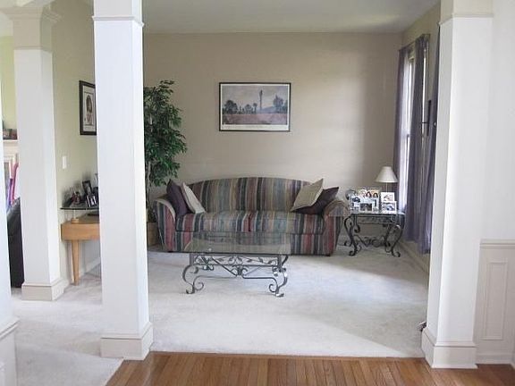 4th image of 8757 Eaton Dr