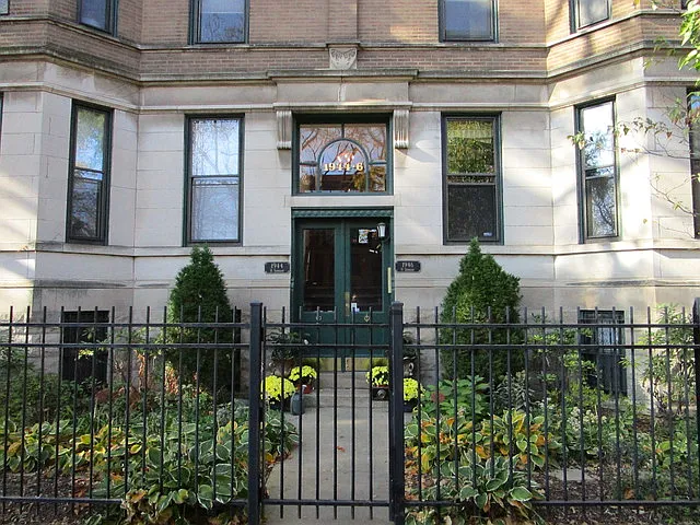 1946 N Seminary Ave #2 photo 1