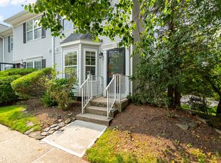 2246 Margaret Ct, Mahwah, NJ 07430