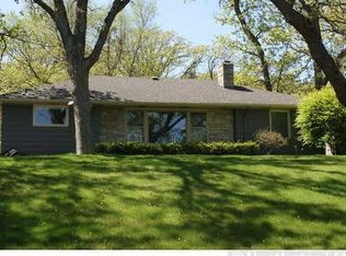 7114 Lake Shore Dr S, Minneapolis, MN 55423