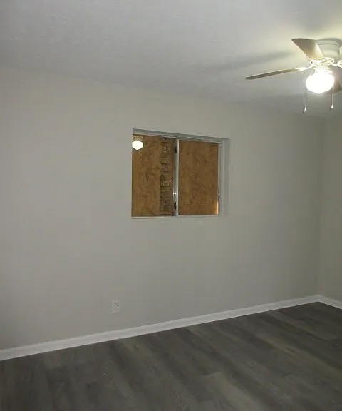 784 Terminal Ct #1 — Photo 11