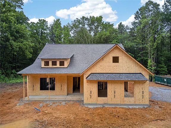 2nd image of 338 Dunn Rd