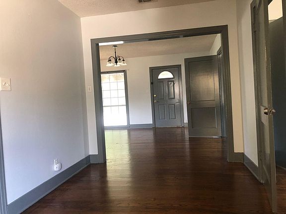 5th image of 620 E Starr Ave