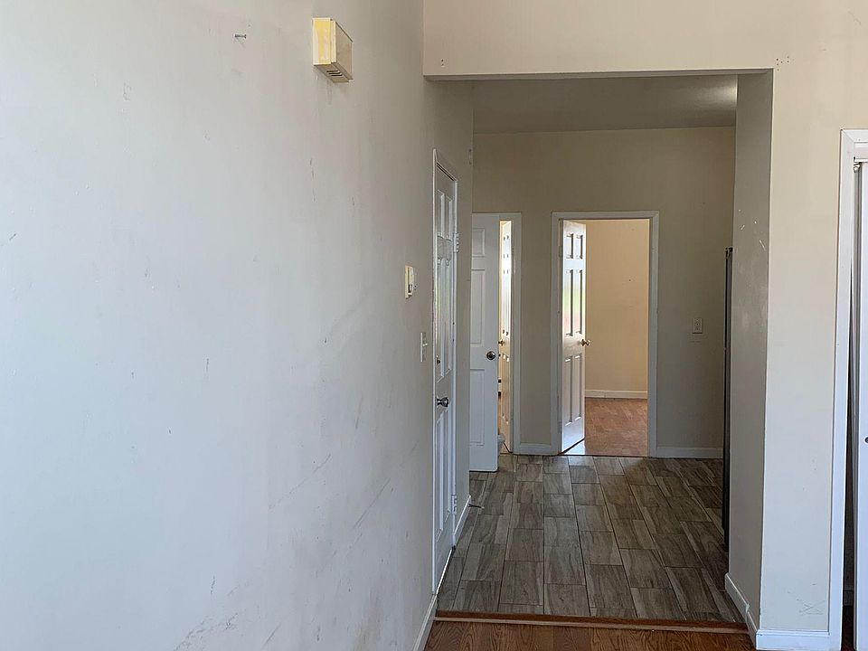 1st image of 17010 Liberty Ave