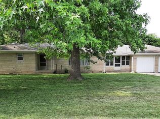 51 Lewis Ave, Cloverdale, IN 46120