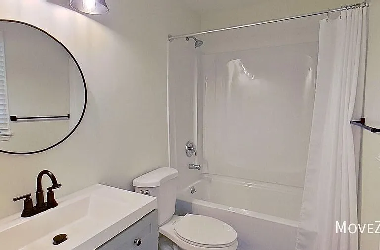1320 Dylan Heath Ct — Photo 32