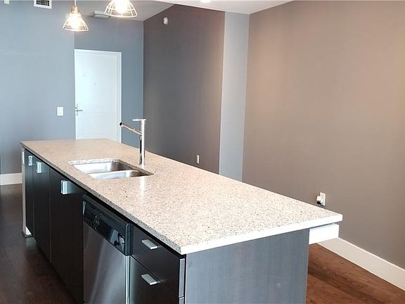3rd image of 912 Channelside Dr Unit 2513