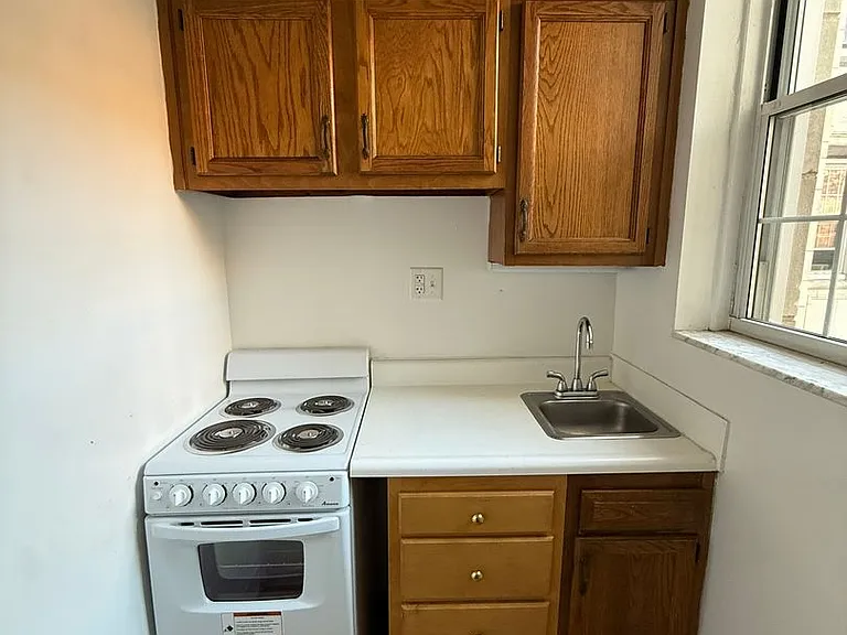 New King Edward Apartments — Photo 123