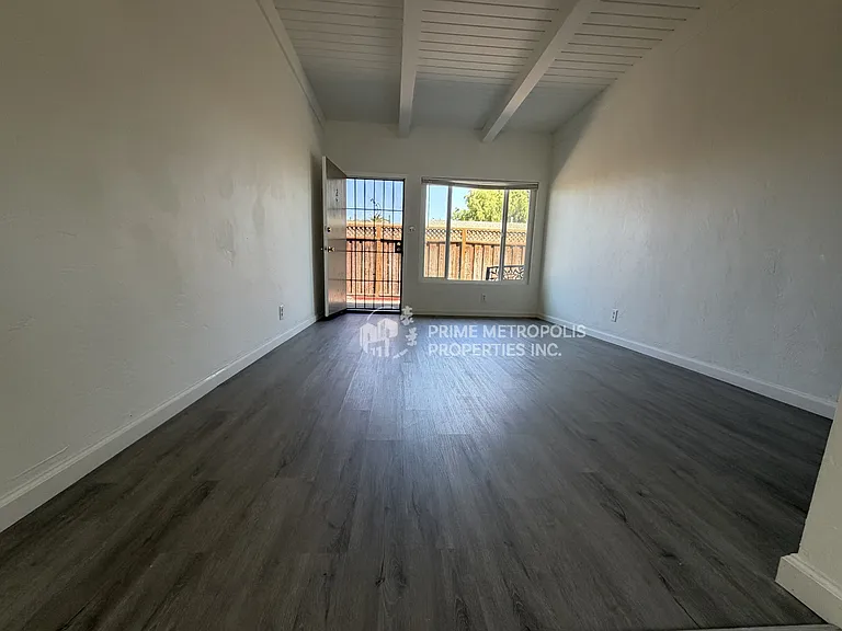 27 Topeka Ave #2 — Photo 7