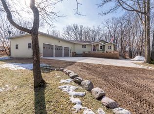 40224 244th St, Battle Lake, MN 56515