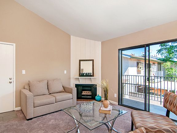 5th image of 12650 Lakeshore Dr Unit 155
