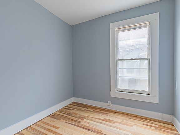 2nd image of 383 Champlain St