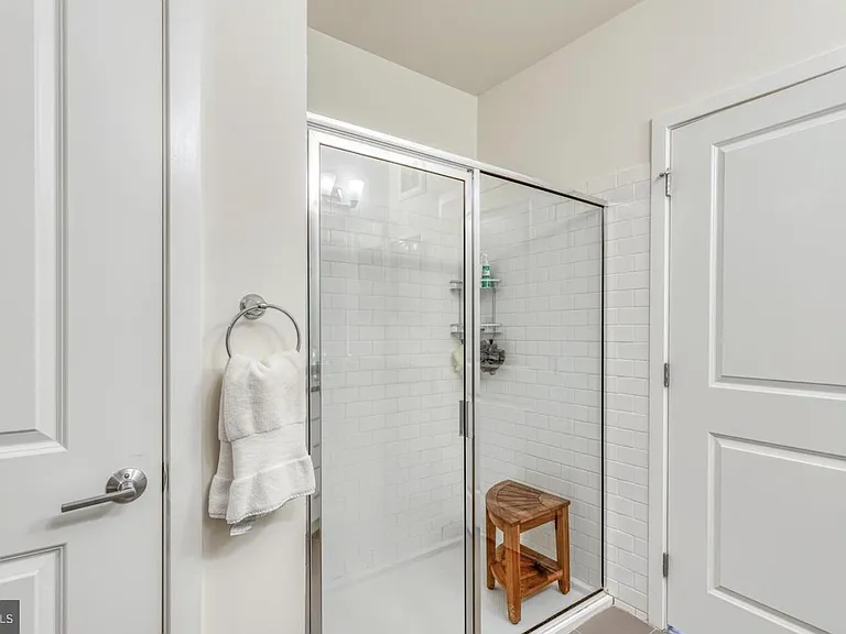600 S 24th St #304 — Photo 17