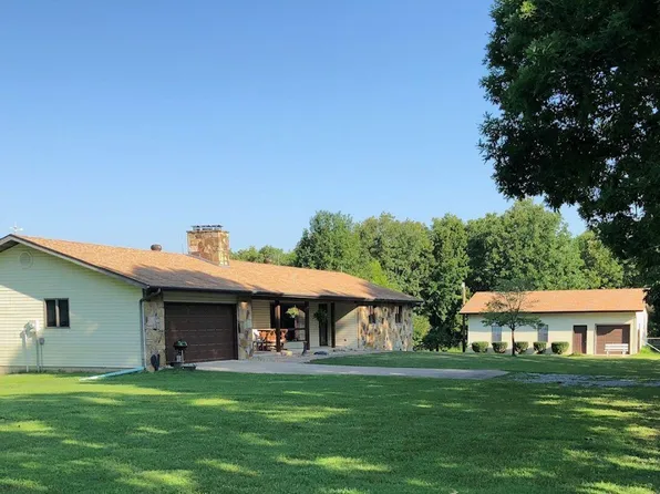 2204 Emery Drive, Isabella, MO 65676