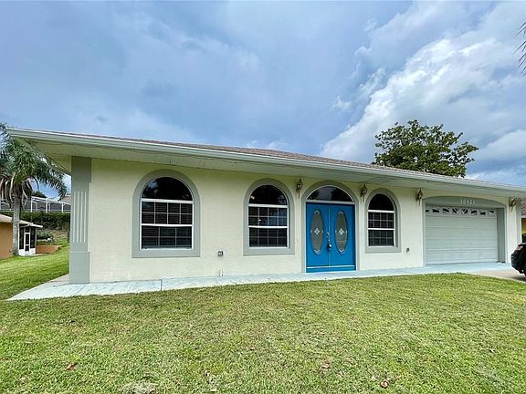 3rd image of 10421 Calle De Flores Dr