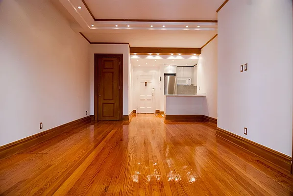 Rented by WAM Partners - William Moses Co. | media 73