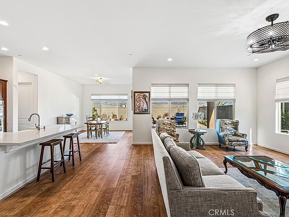 4th image of 82 Prosecco