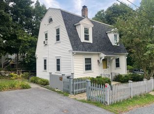 6 Center Pl #1, Stow, MA 01775