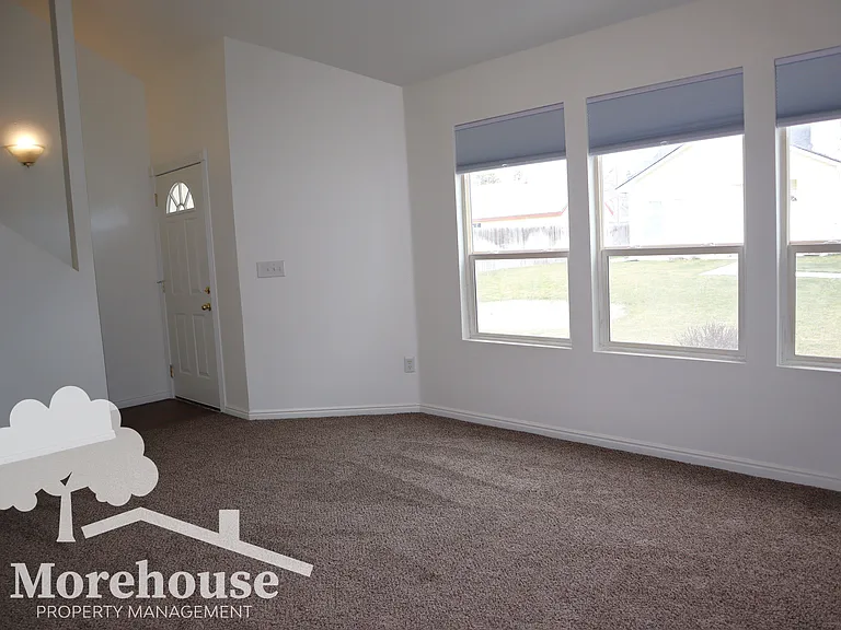 1430 W Bonneville Cir #102 — Photo 18