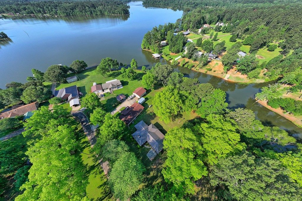 640 Pecan Estates Loop, Hemphill, TX - View 5
