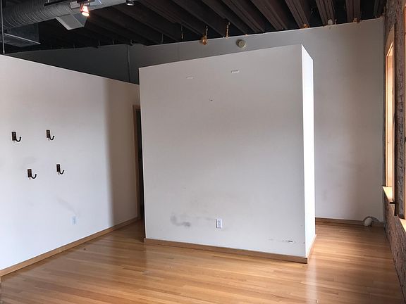 3rd image of 119 1/2 S Washington Sq APT D