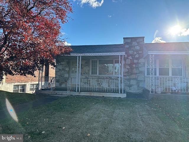 1st image of 8817 E Roosevelt Blvd