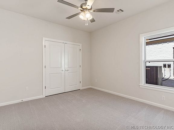 3rd image of 12662 S Irvington Ave