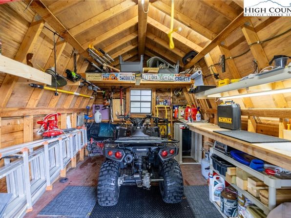 438 Glade Valley Road, Glade Valley, NC 28627