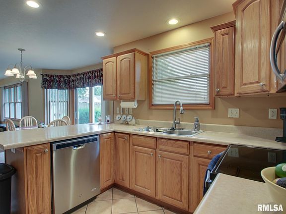 5th image of 4442 Hampton Ln