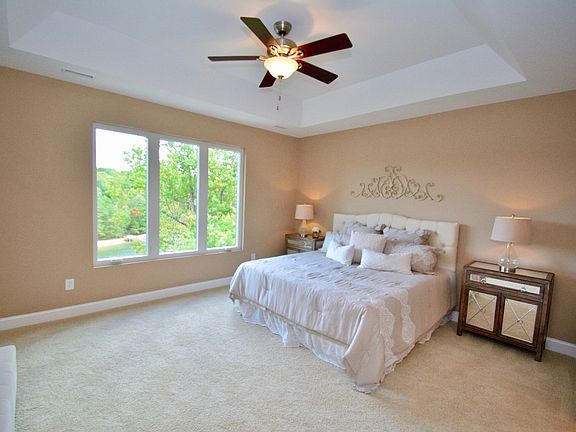 3rd image of 220 Hermance Ln