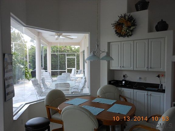 5th image of 78 Burbank Dr